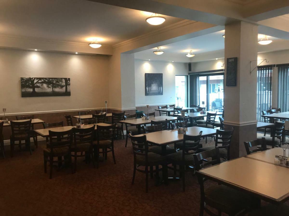 מונטריאול Auberge Royal Versailles מראה חיצוני תמונה